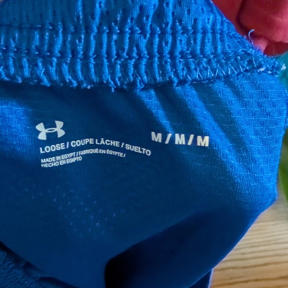 Under Armour Men's Vibrant Blue Athletic Shorts - Picture 2 of 2
